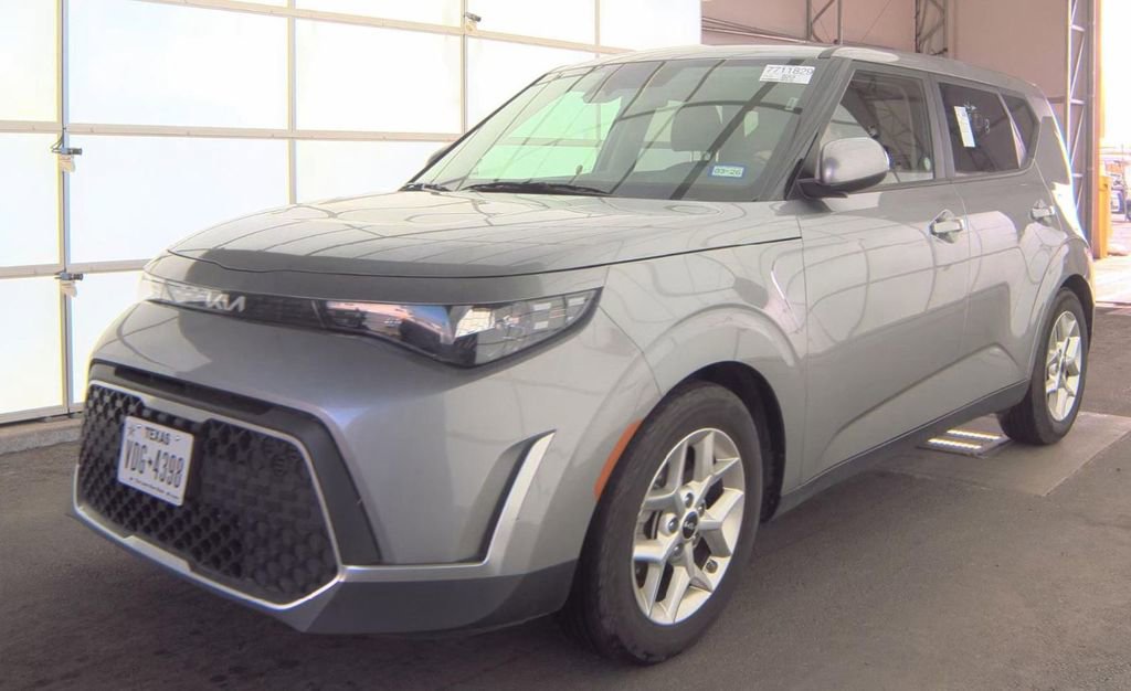 Used 2024 Kia Soul LX w/ Option Group 015