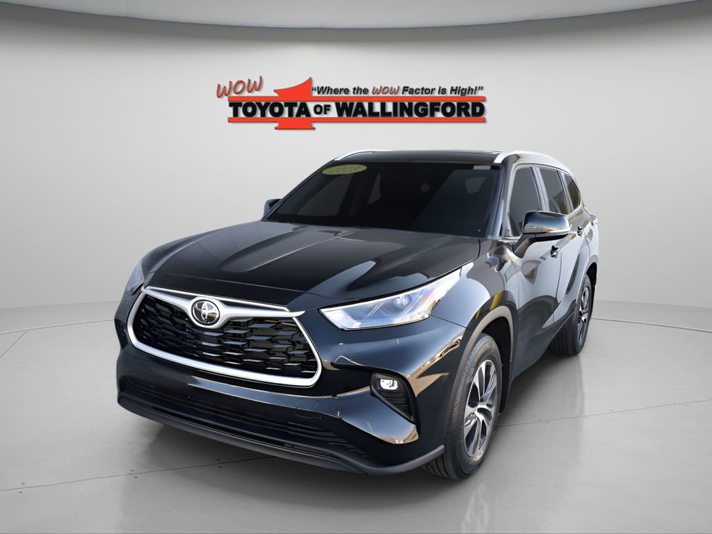 Used 2023 Toyota Highlander XLE