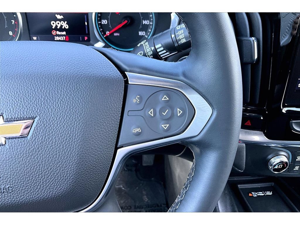 Used 2023 Chevrolet Traverse LT FWD image 12