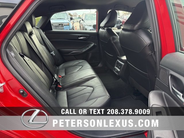 Used 2022 Toyota Avalon XLE image 17