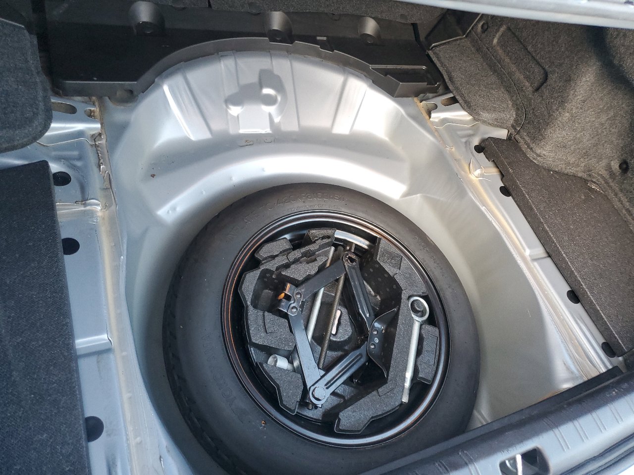 Used 2014 Subaru Impreza 2.0i Premium image 38