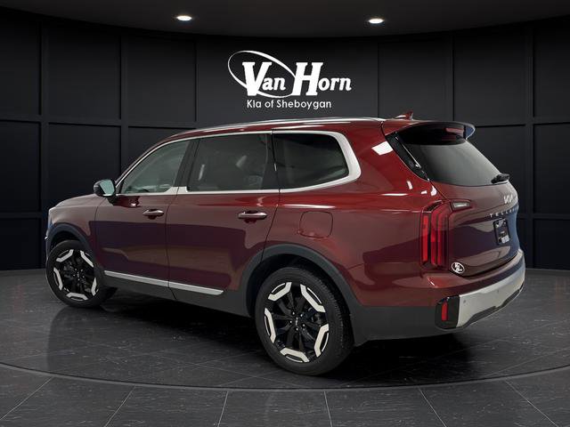Used 2024 Kia Telluride S w/ S Sunroof Package image 3