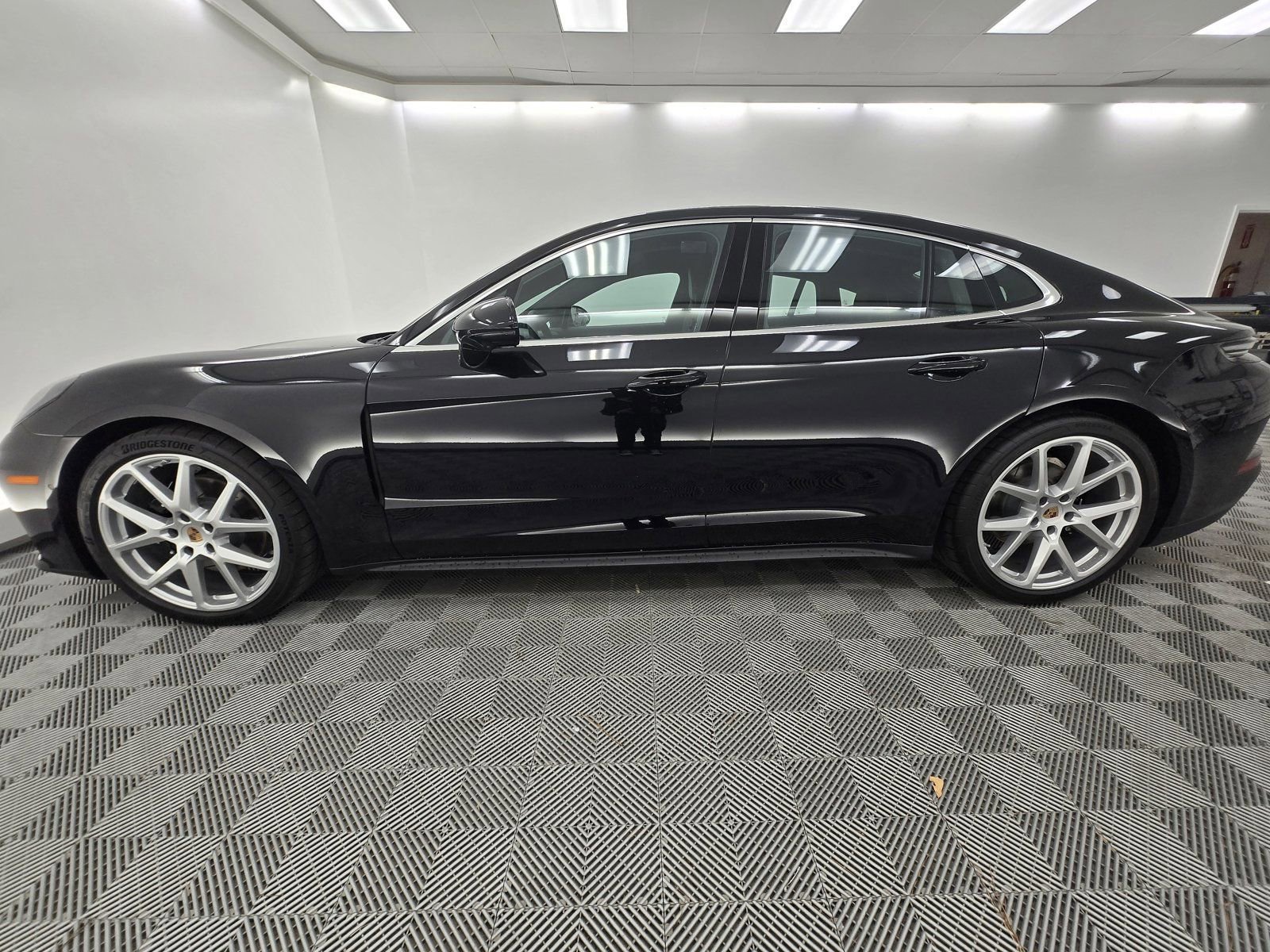 New 2026 Porsche Panamera video 2