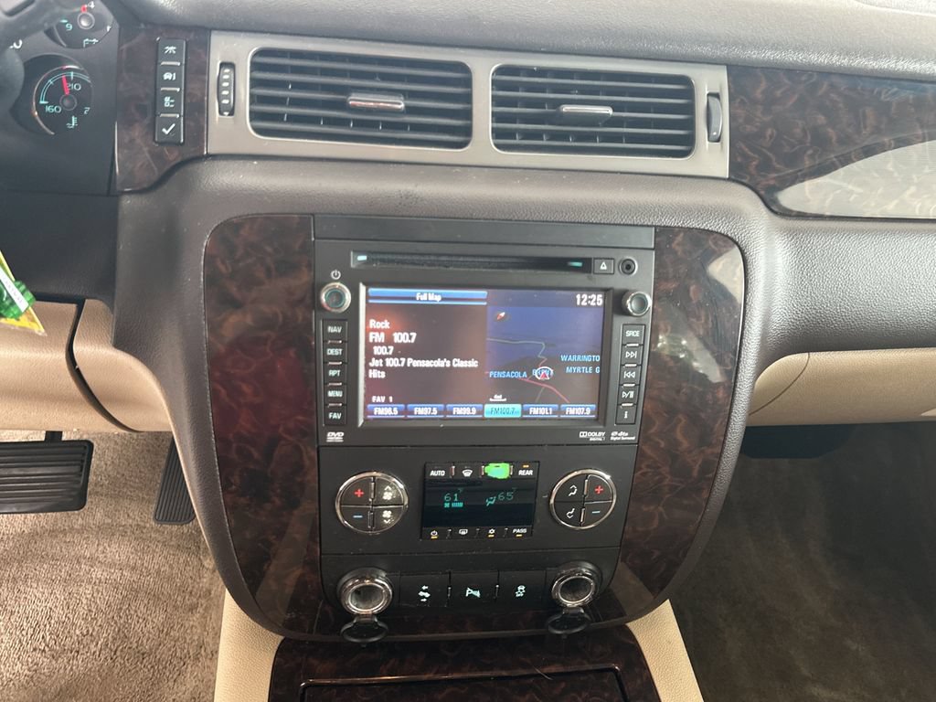 Used 2014 GMC Yukon Denali RWD image 24