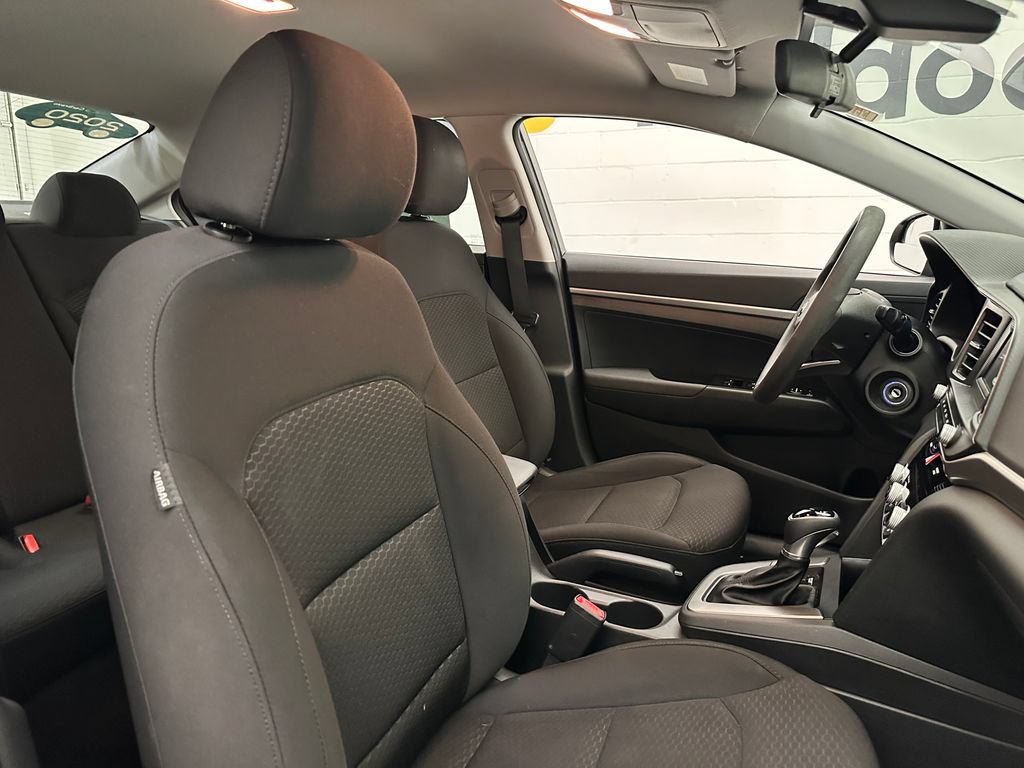 Used 2020 Hyundai Elantra SE w/ Cargo Package (C1) FWD image 22