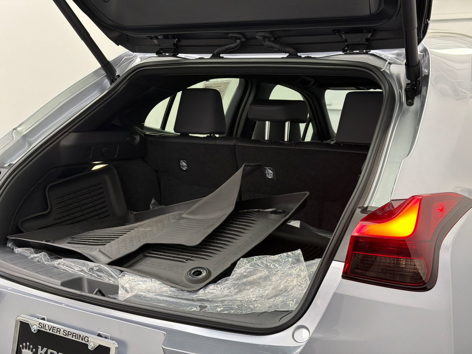 Used 2025 Lexus UX 300h AWD w/ Accessory Package (P1) image 8