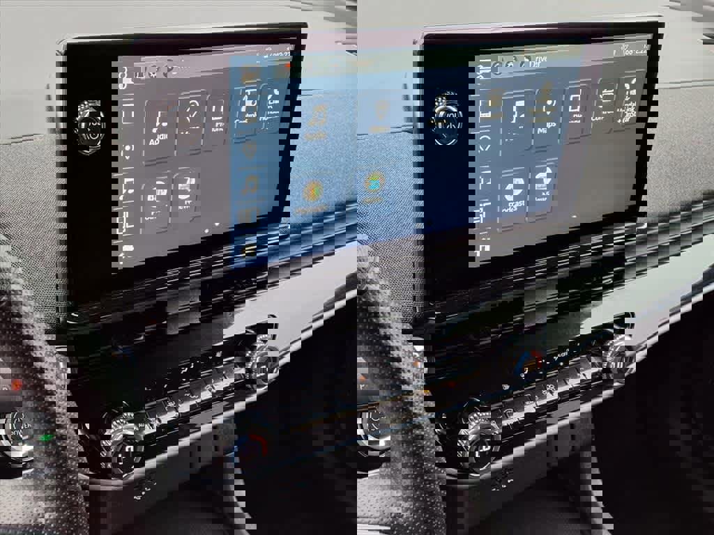 Used 2024 Honda Prologue EX image 19