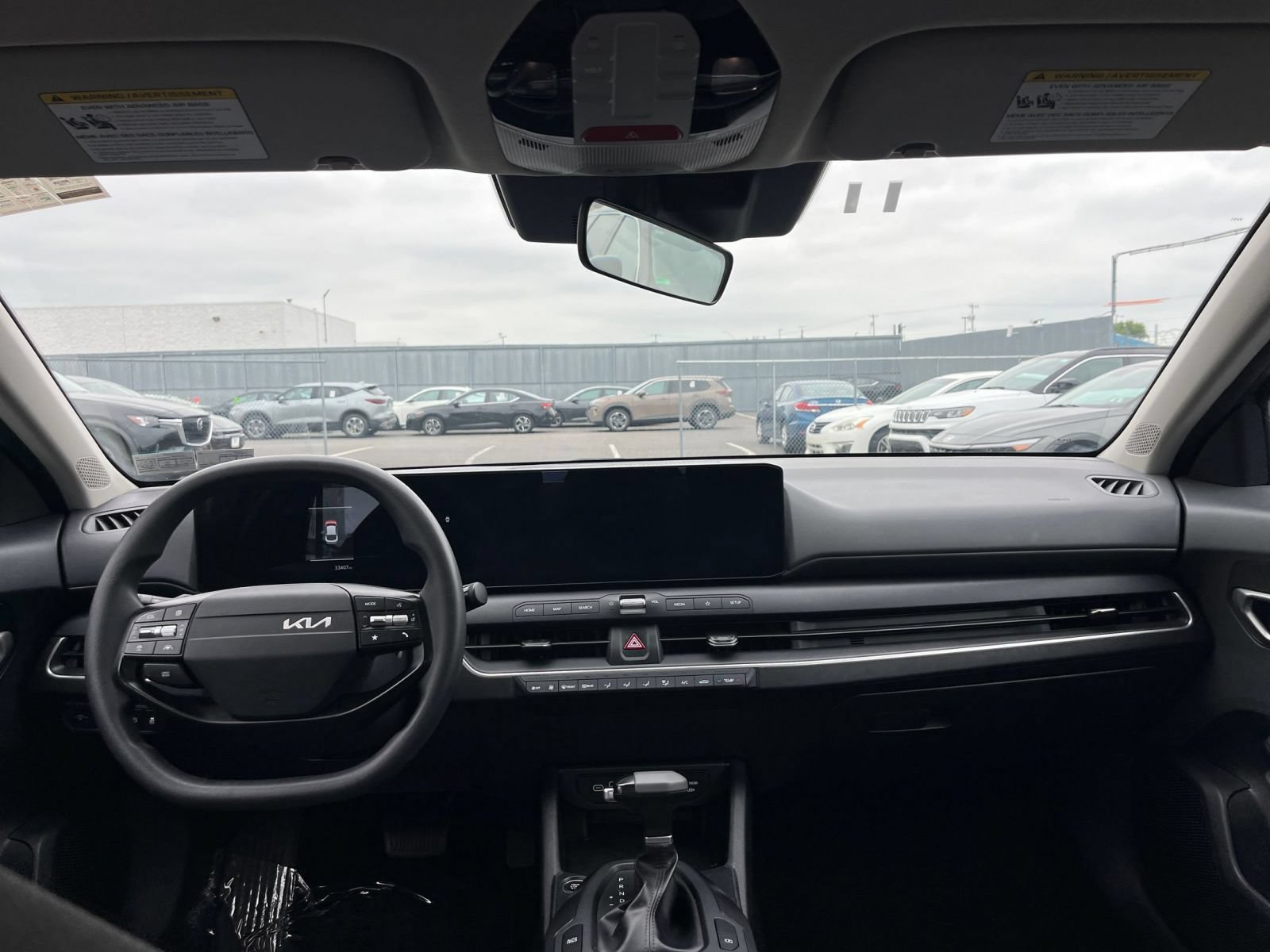 Used 2025 Kia K4 FWD image 32