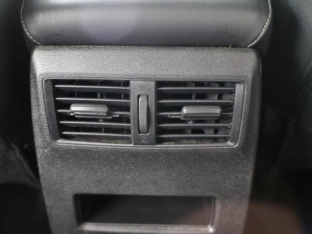 Used 2024 Mitsubishi Outlander ES AWD/4WD image 45