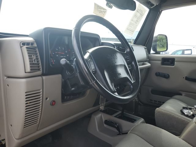 Used 2003 Jeep Wrangler Sahara AWD/4WD image 23