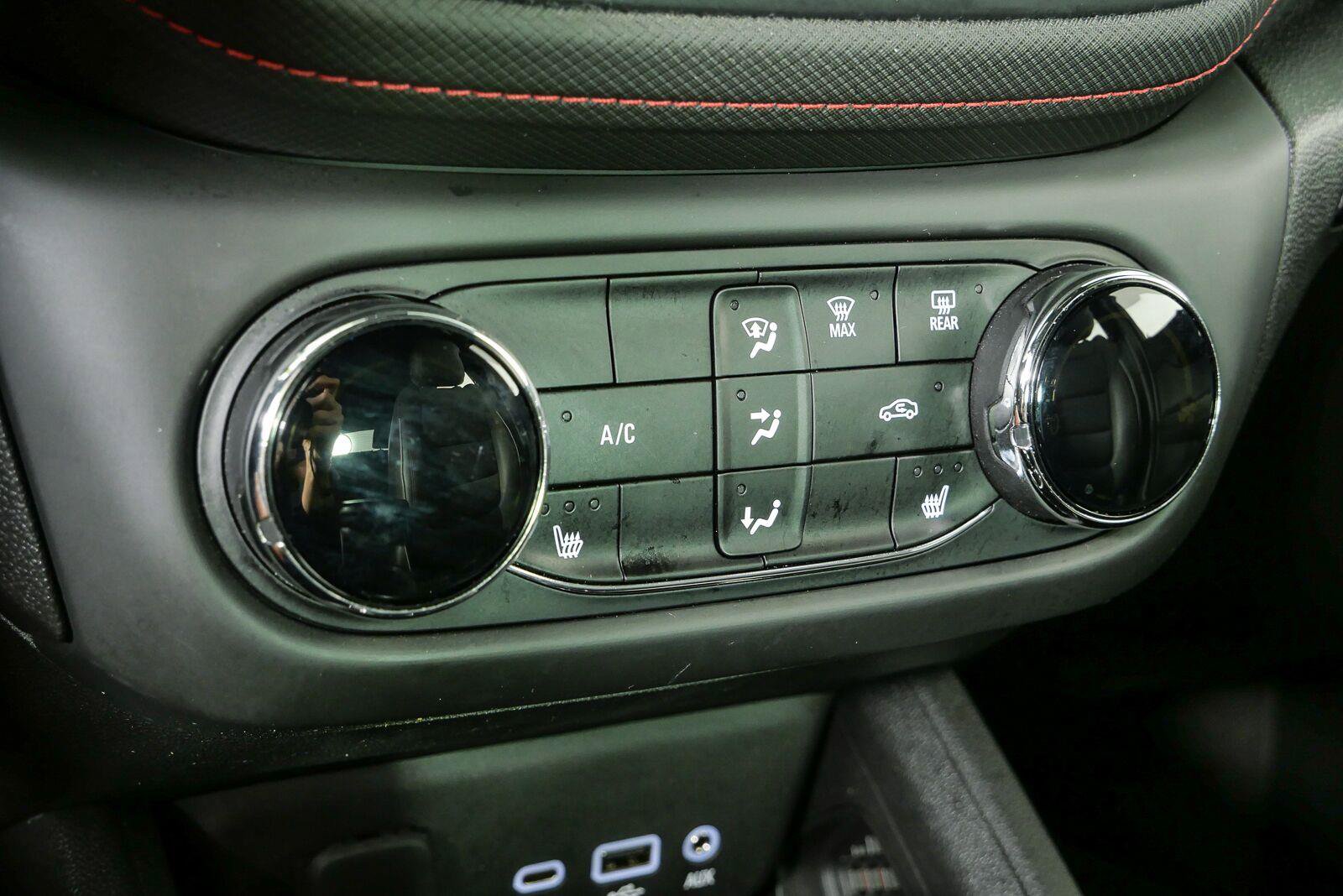 Used 2022 Chevrolet TrailBlazer RS FWD image 16