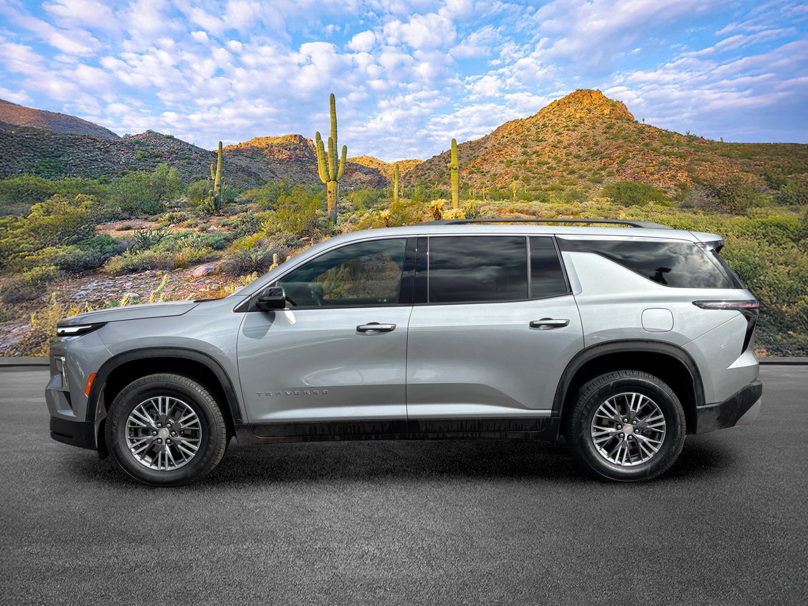 Used 2025 Chevrolet Traverse LT AWD/4WD image 7