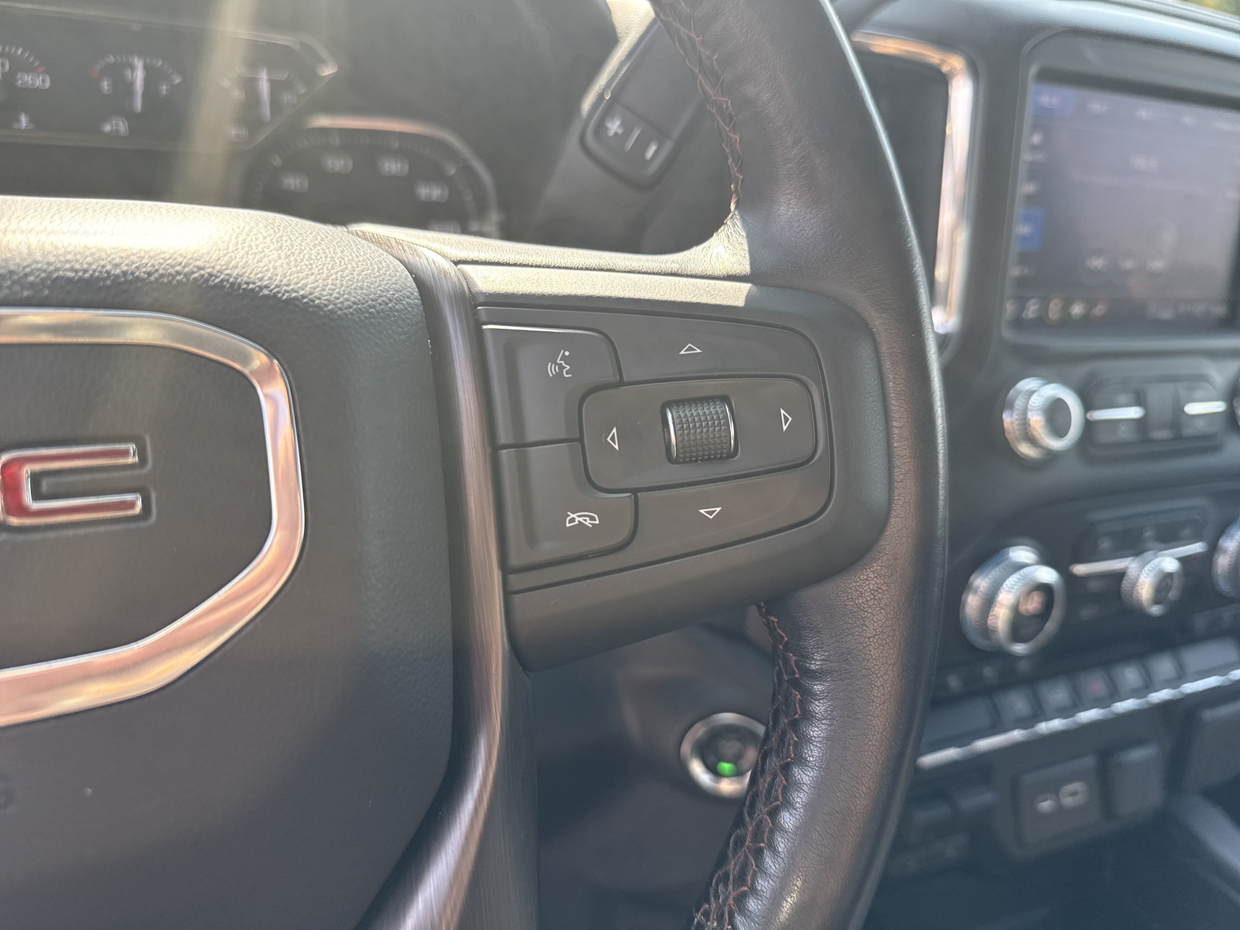 Used 2021 GMC Sierra 1500 AT4 AWD/4WD image 25