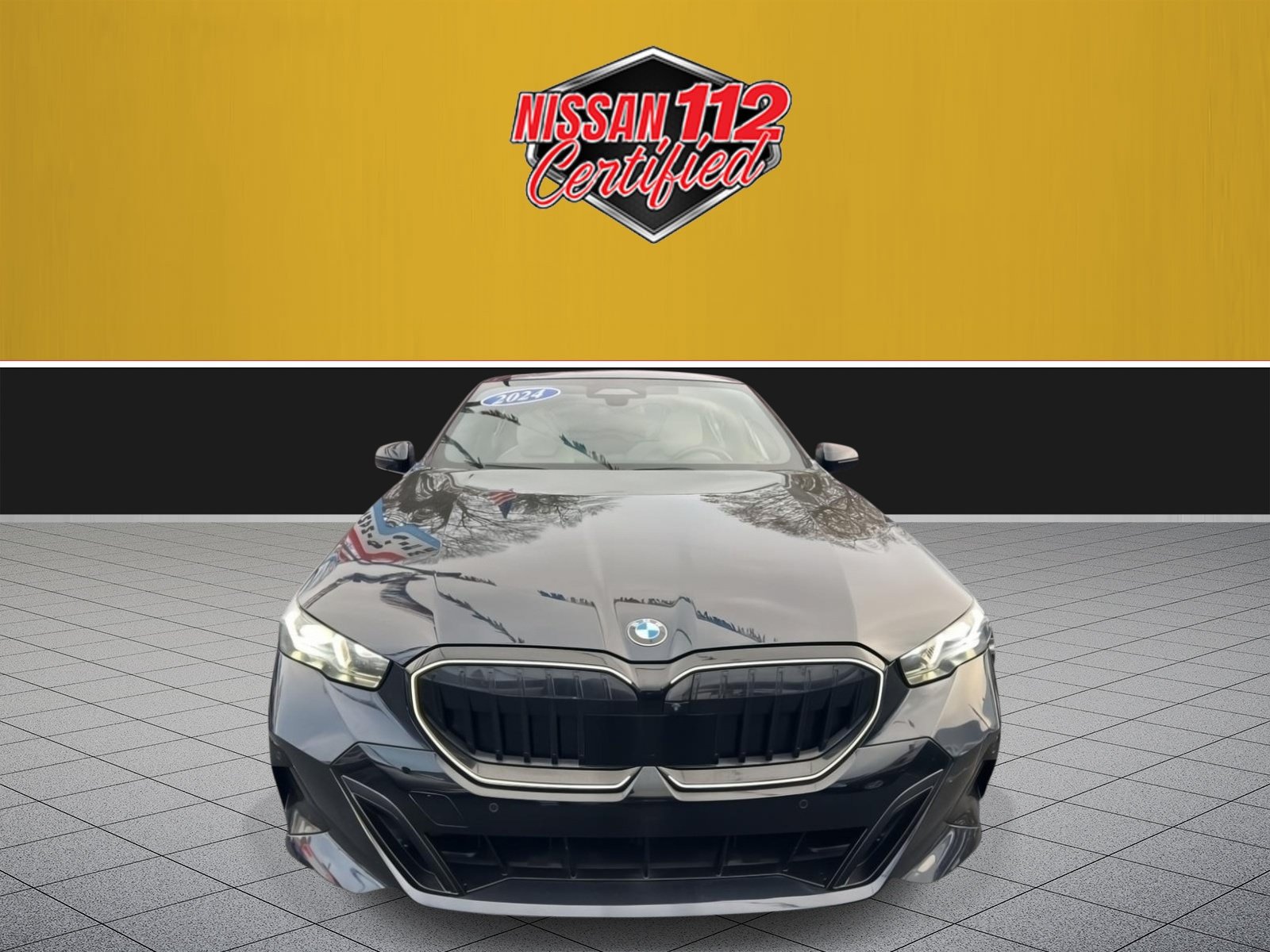 Used 2024 BMW 540i xDrive w/ Premium Package AWD/4WD image 2