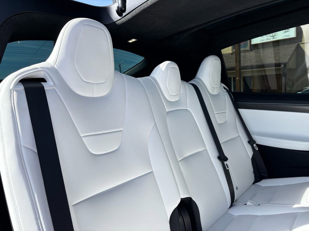 Used 2017 Tesla Model X 75D image 16