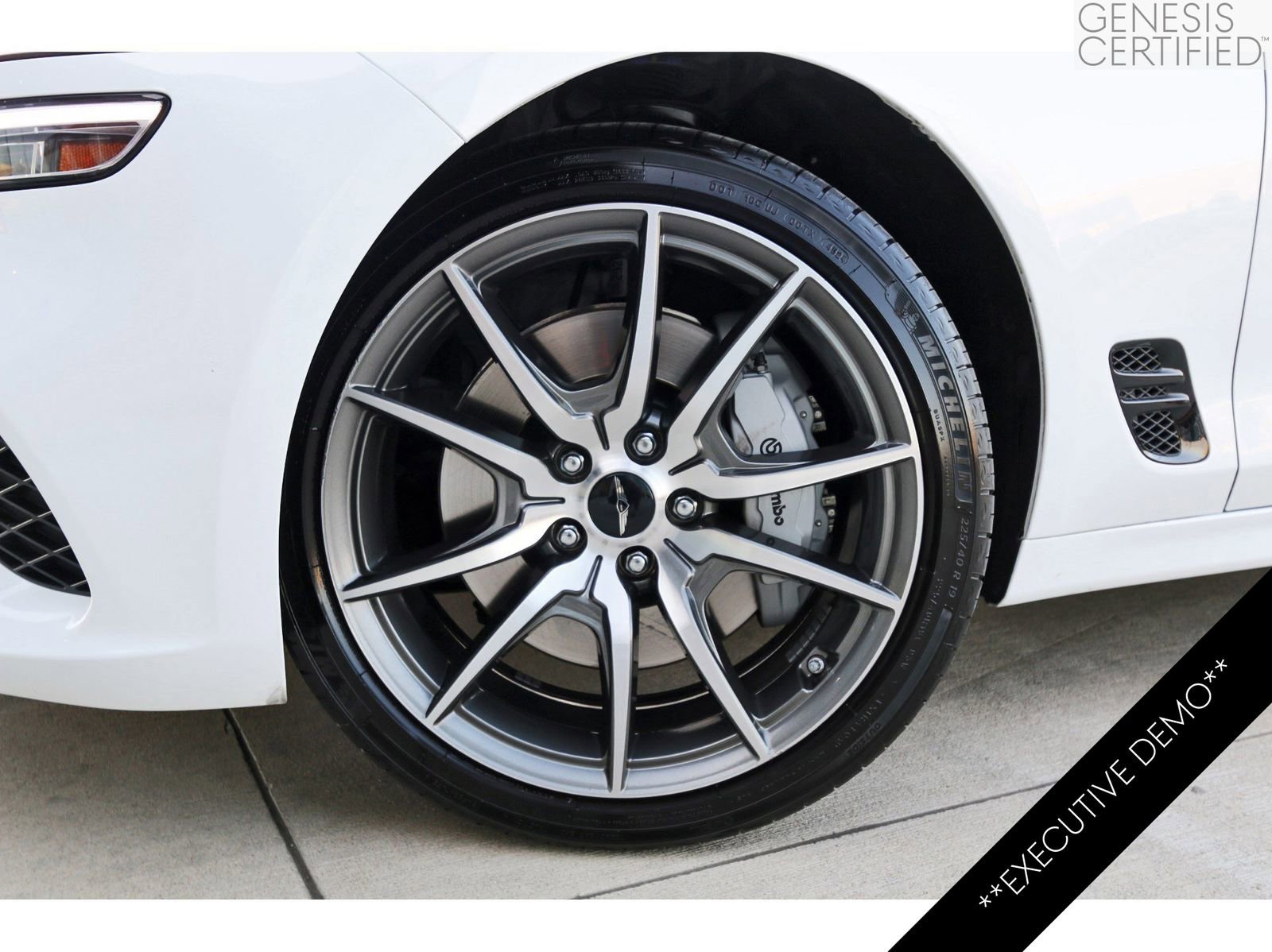 Used 2026 Genesis G70 2.5T image 32