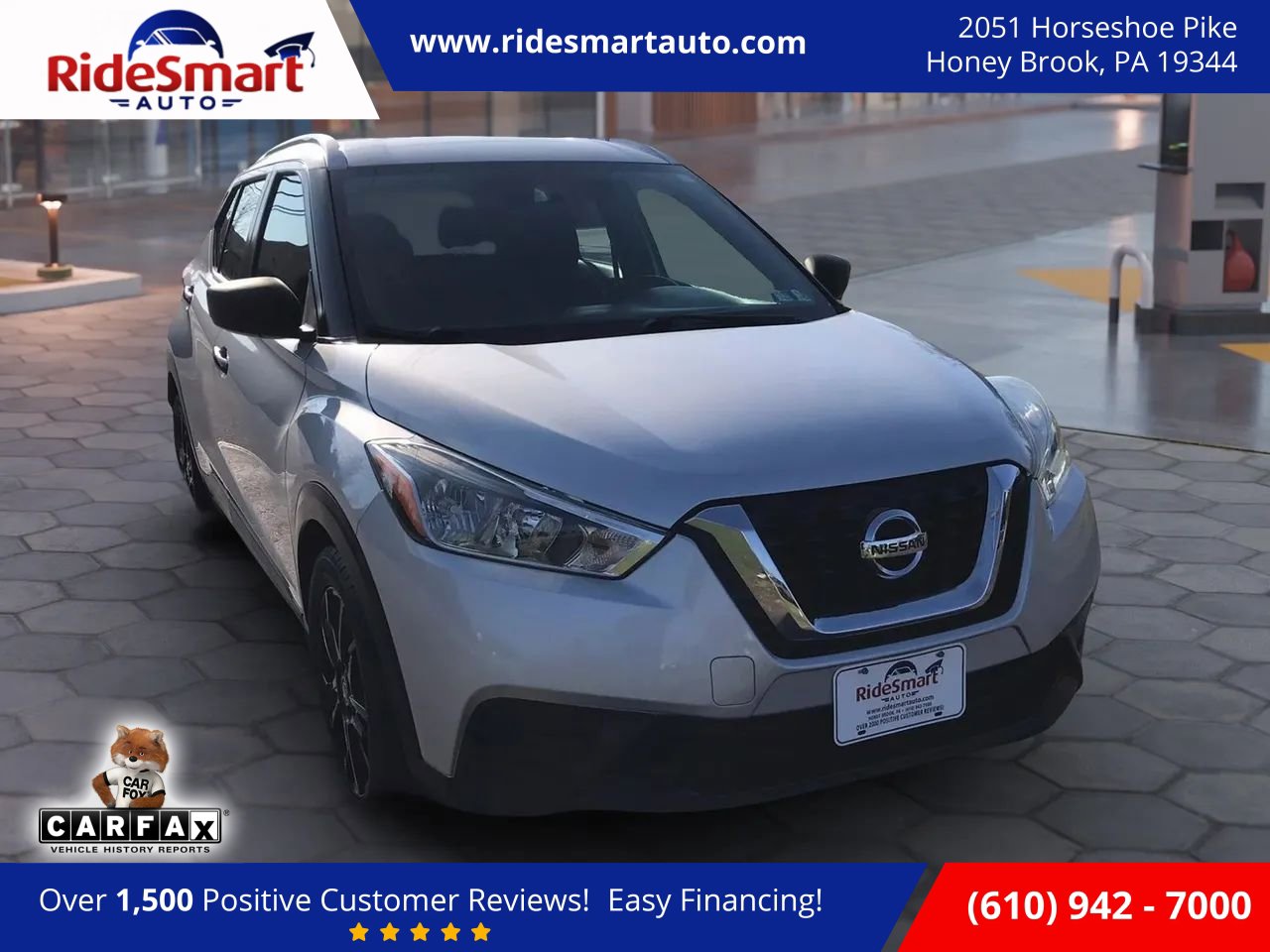 Used 2019 Nissan Kicks SV image 1