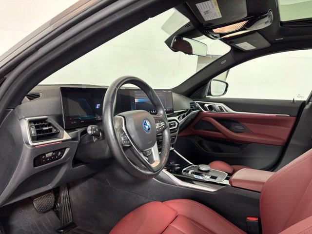 Used 2024 BMW i4 xDrive40i w/ Premium Package AWD/4WD image 9