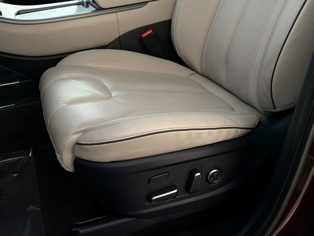 Used 2023 Hyundai Palisade Limited image 17