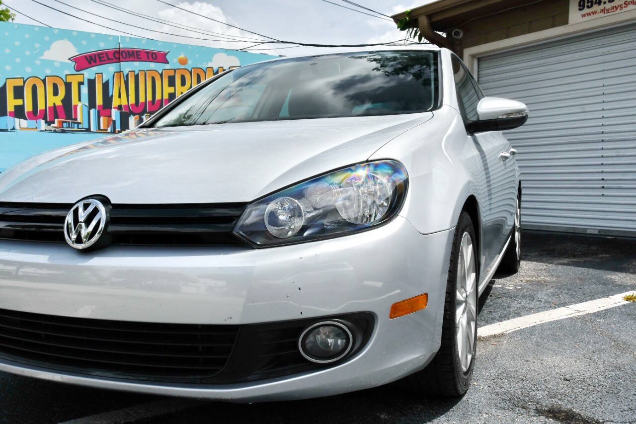 Used 2011 Volkswagen Golf TDI FWD image 5