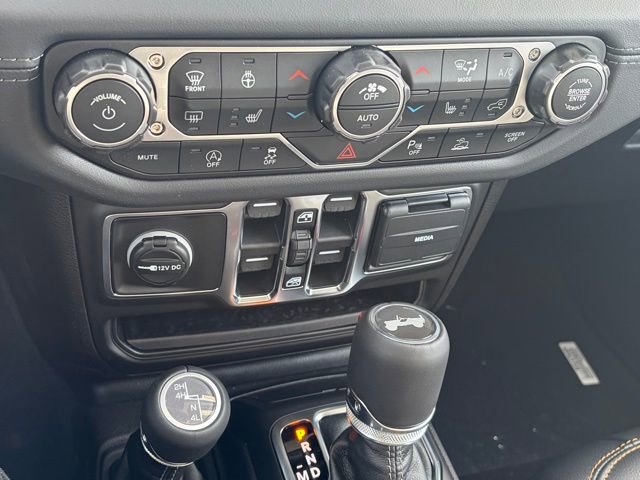 New 2026 Jeep Wrangler Sahara image 21