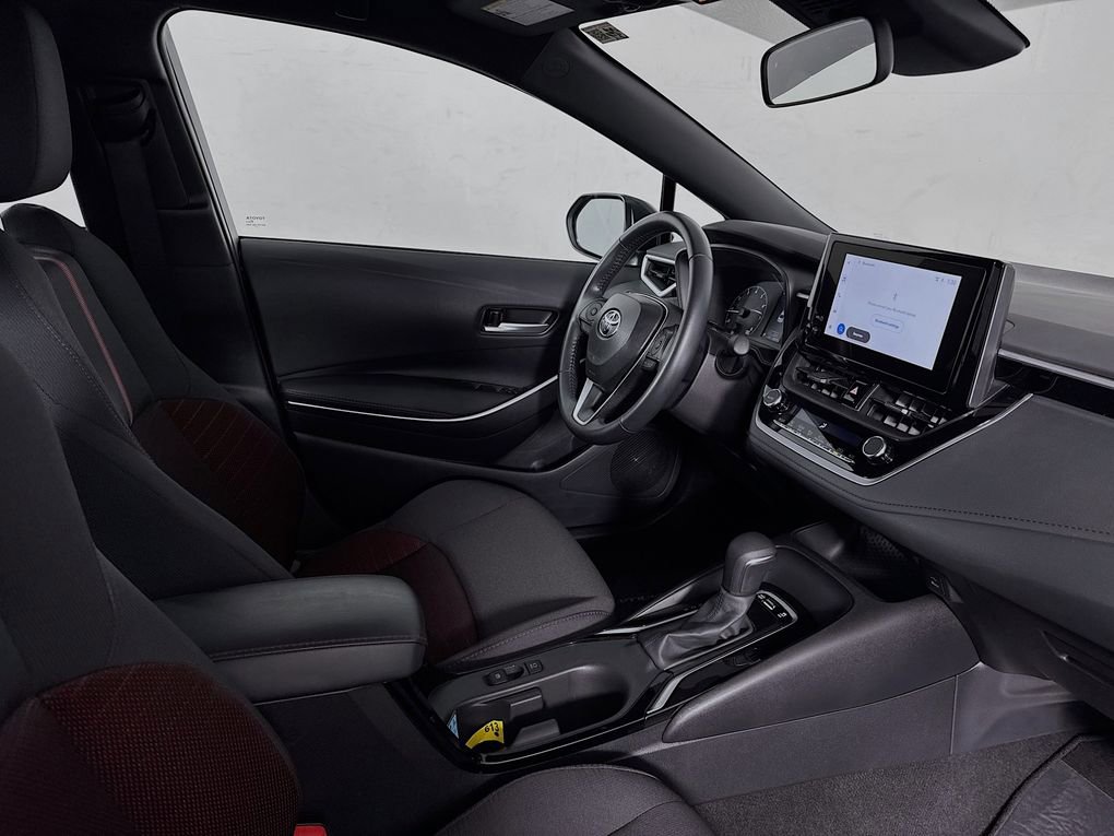 Used 2025 Toyota Corolla SE FWD image 34