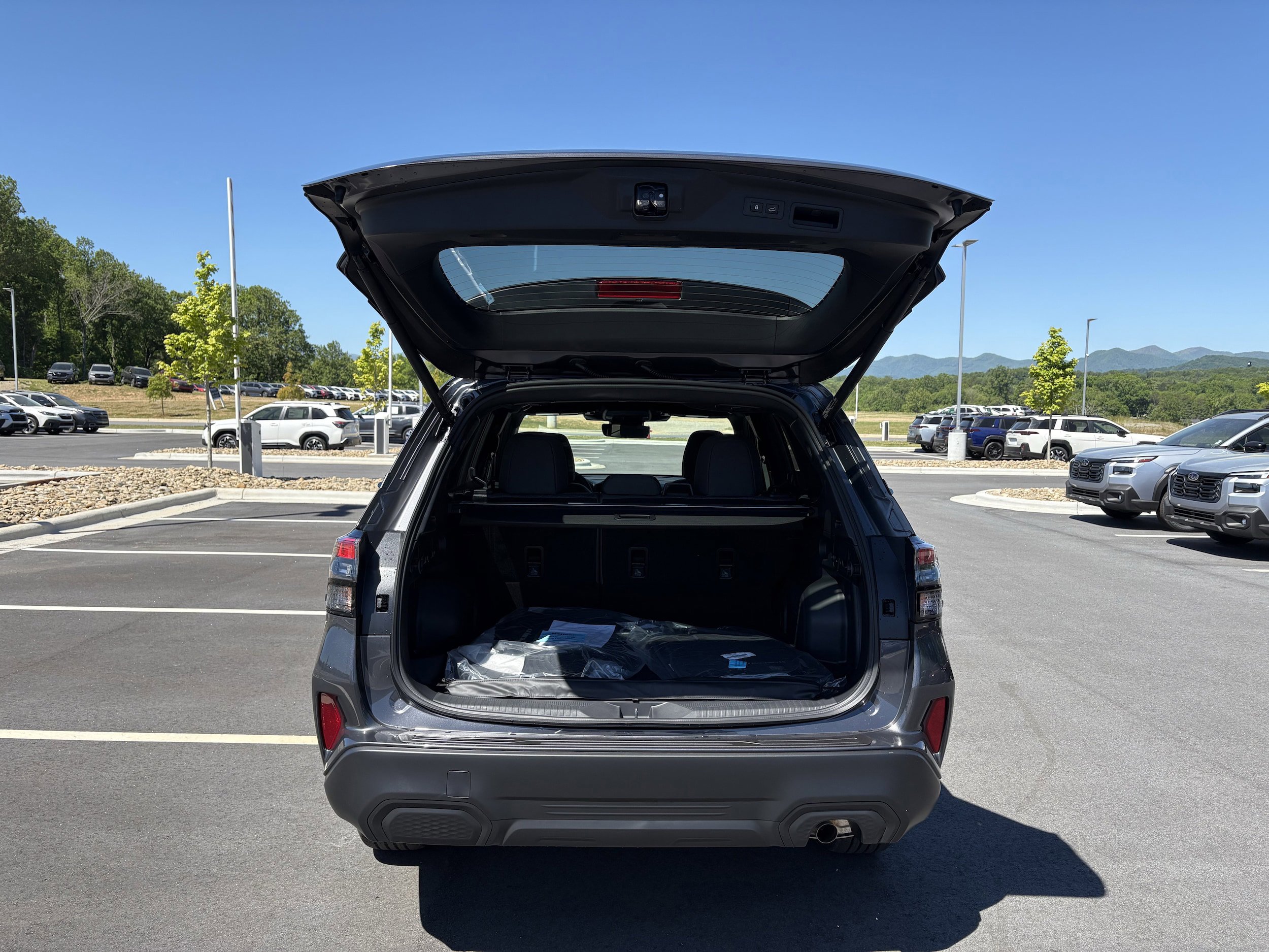 New 2026 Subaru Forester Touring AWD/4WD image 9