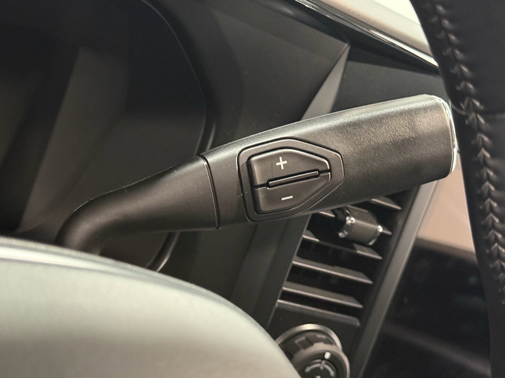 Certified 2024 Ford F250 Lariat w/ Lariat Ultimate Package image 17