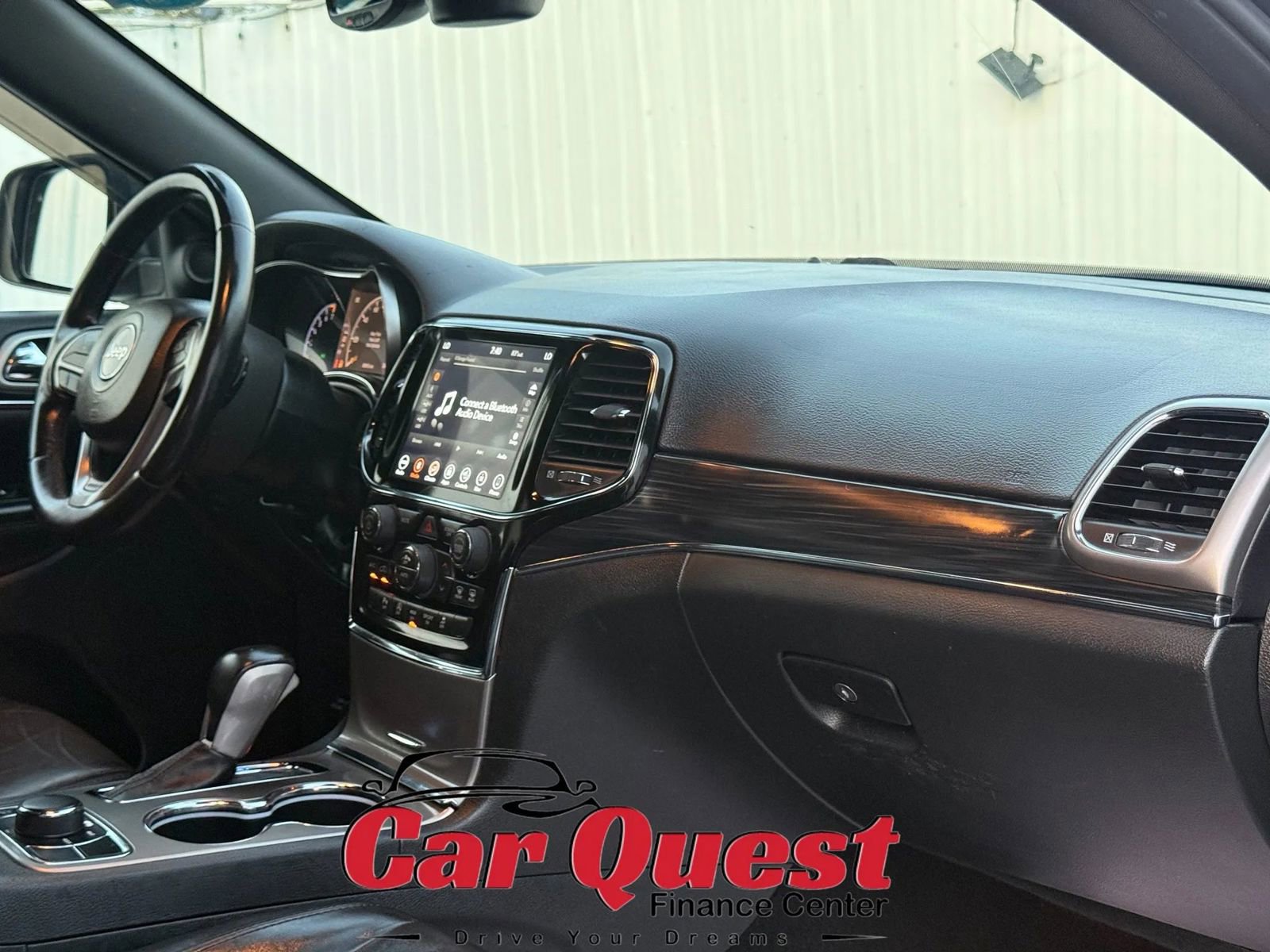 Used 2019 Jeep Grand Cherokee Limited AWD/4WD image 16