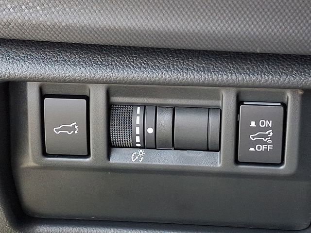 Used 2025 Subaru Forester Premium image 25