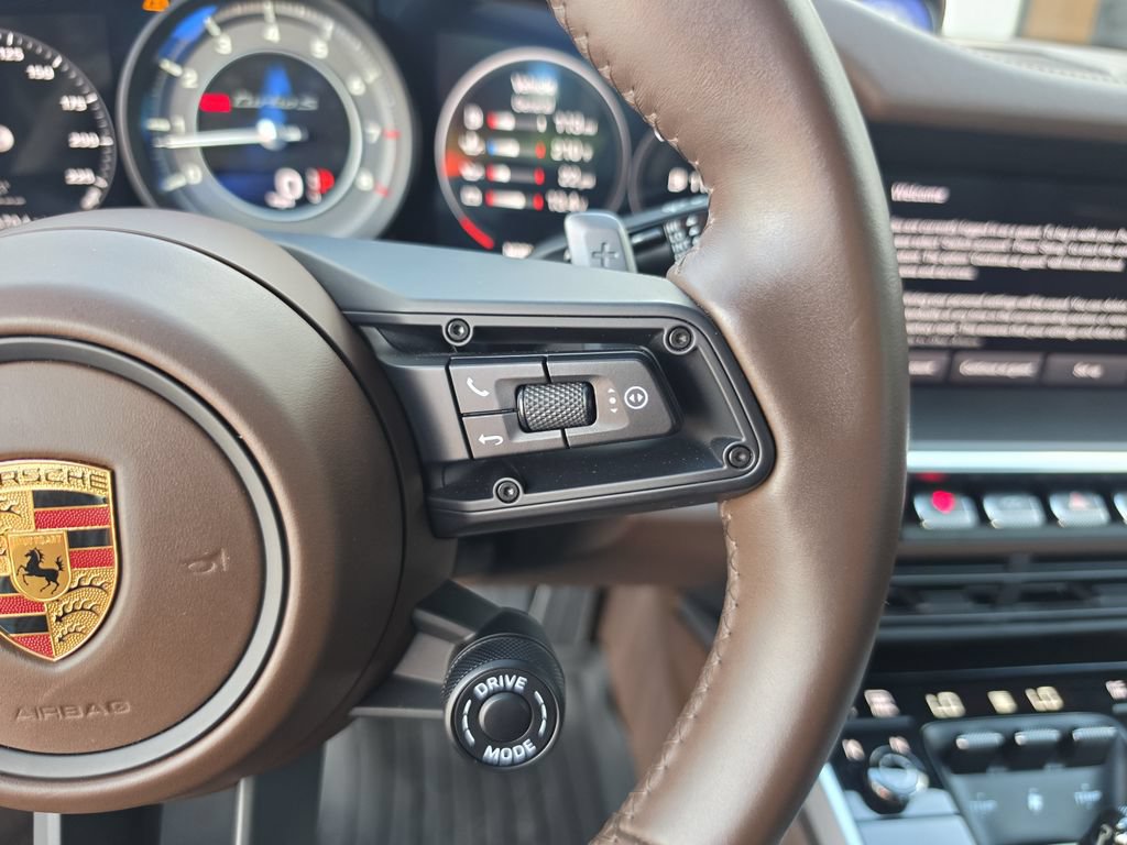 Used 2022 Porsche 911 Turbo AWD/4WD image 22