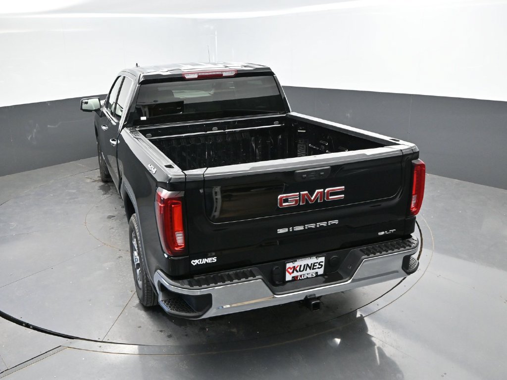 Used 2026 GMC Sierra 1500 SLT AWD/4WD image 30
