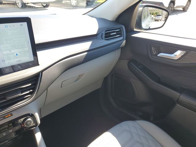 Used 2024 Ford Escape Platinum w/ Premium Technology Package image 36