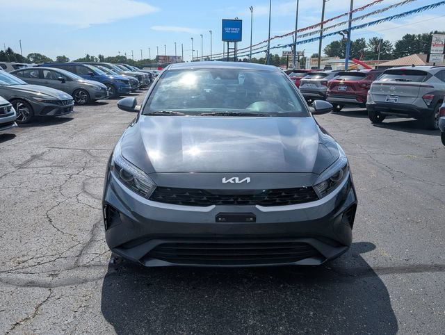 Used 2024 Kia Forte LXS FWD image 2