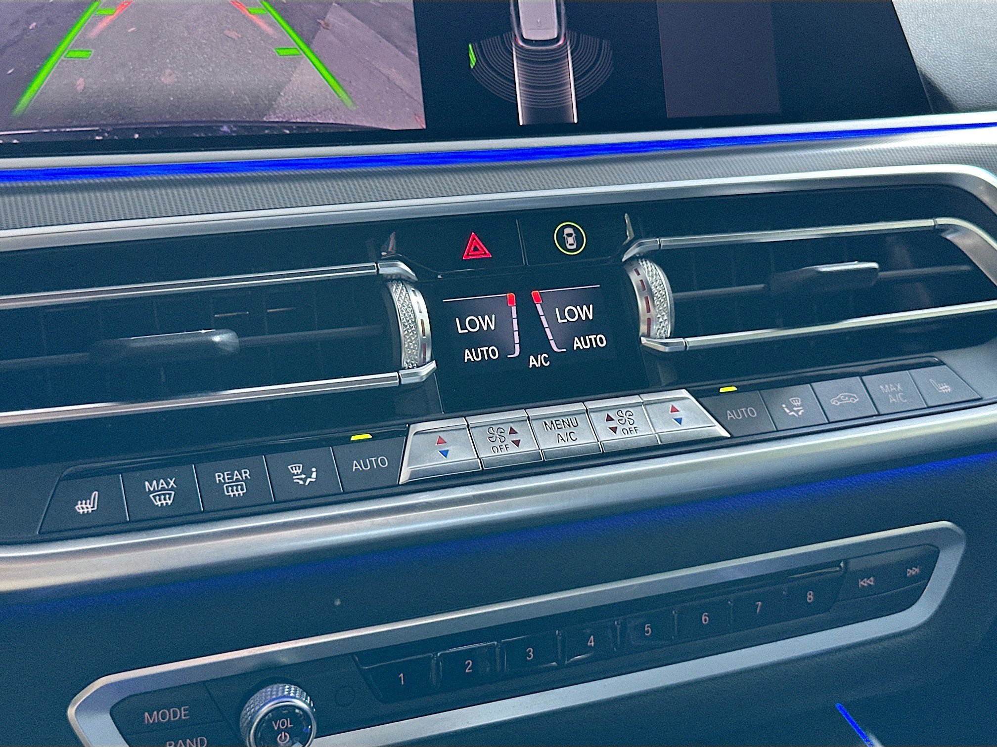 Used 2020 BMW X5 xDrive40i w/ M Sport Package image 16