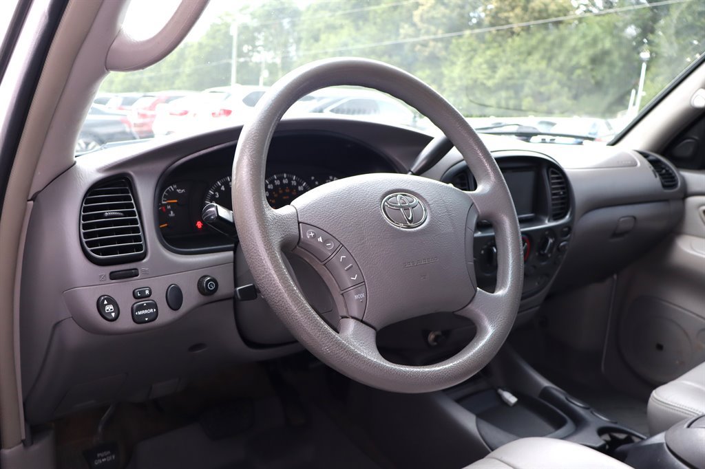 Used 2004 Toyota Tundra Limited RWD image 26