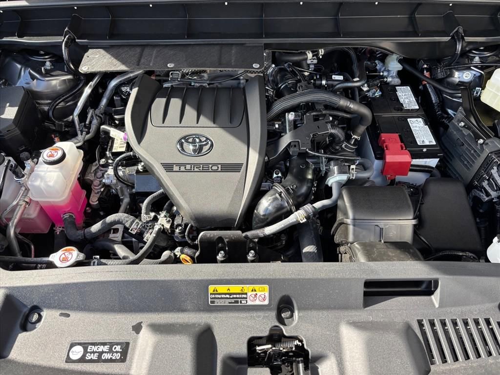 Used 2025 Toyota Highlander Limited image 29