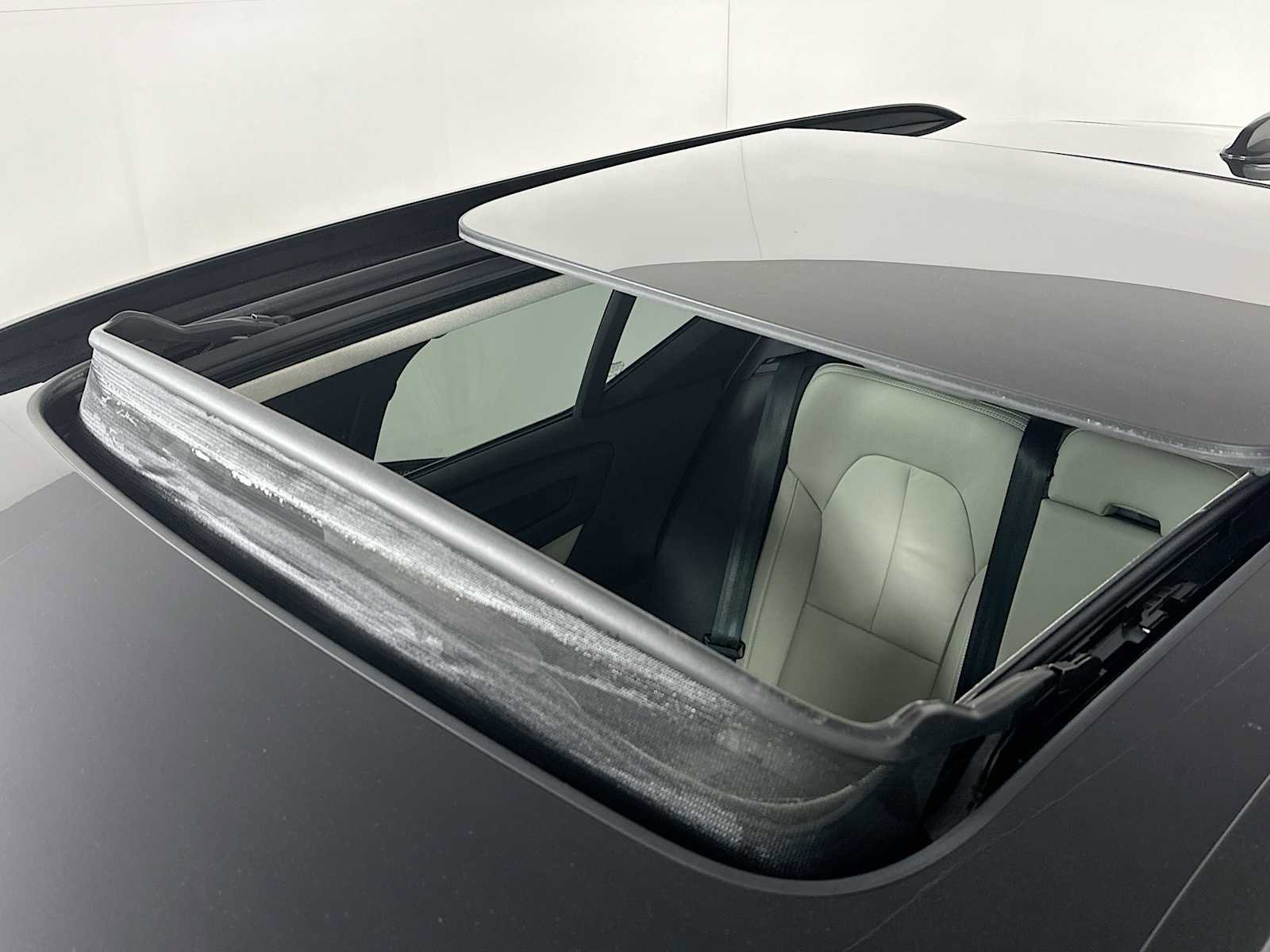 Used 2023 Volvo XC40 B5 Plus w/ Driver Assist Package image 20