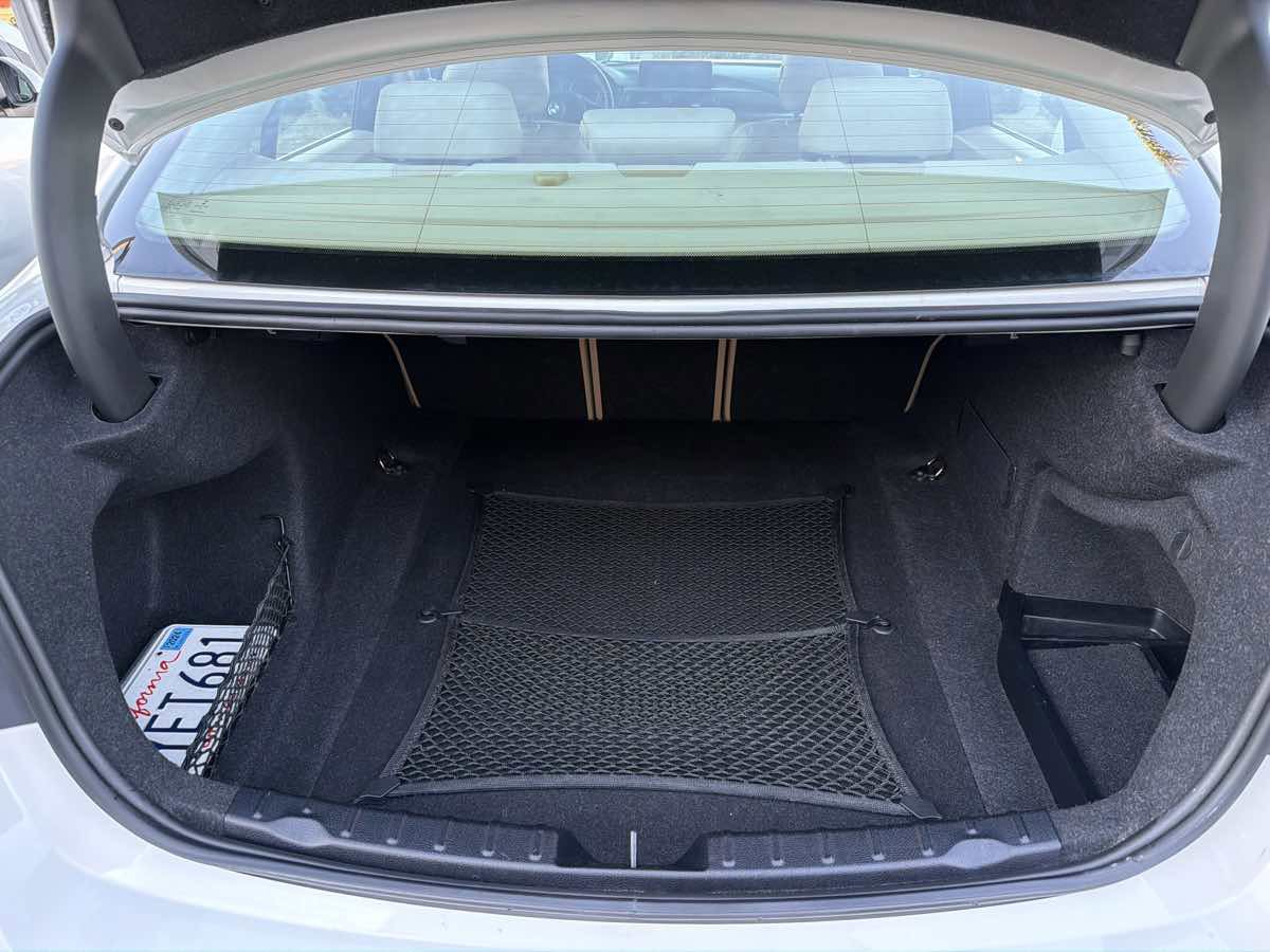Used 2015 BMW 328i Sedan RWD image 32