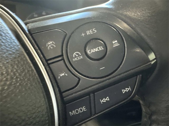 Used 2024 Toyota Corolla SE w/ SE Premium Package image 15