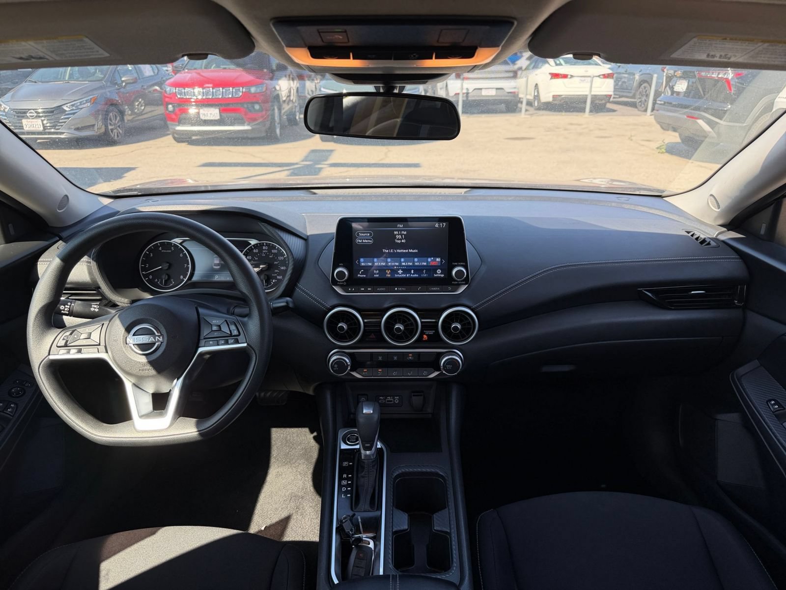 Used 2025 Nissan Sentra SV FWD image 31