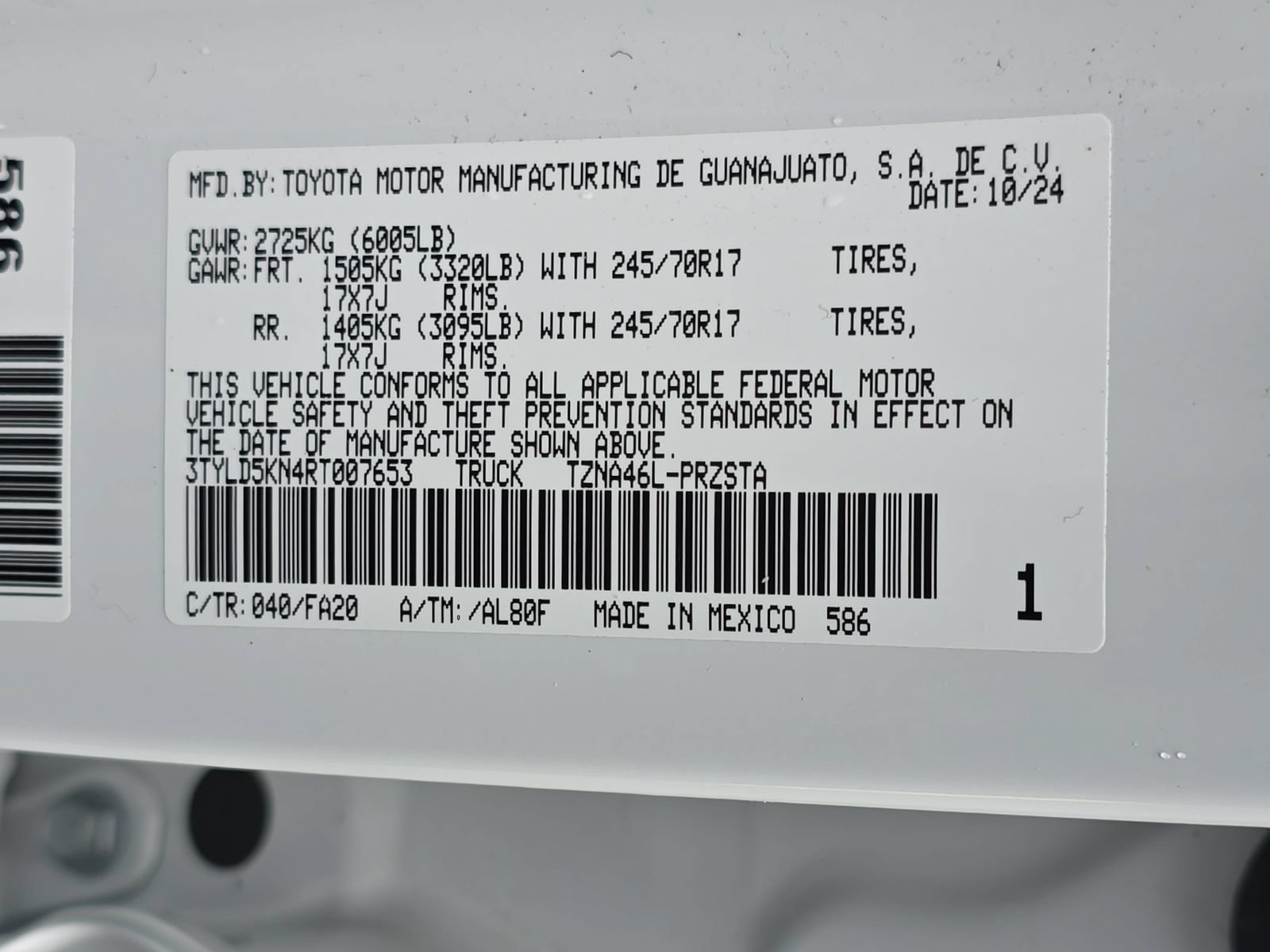 Used 2024 Toyota Tacoma SR AWD/4WD image 33