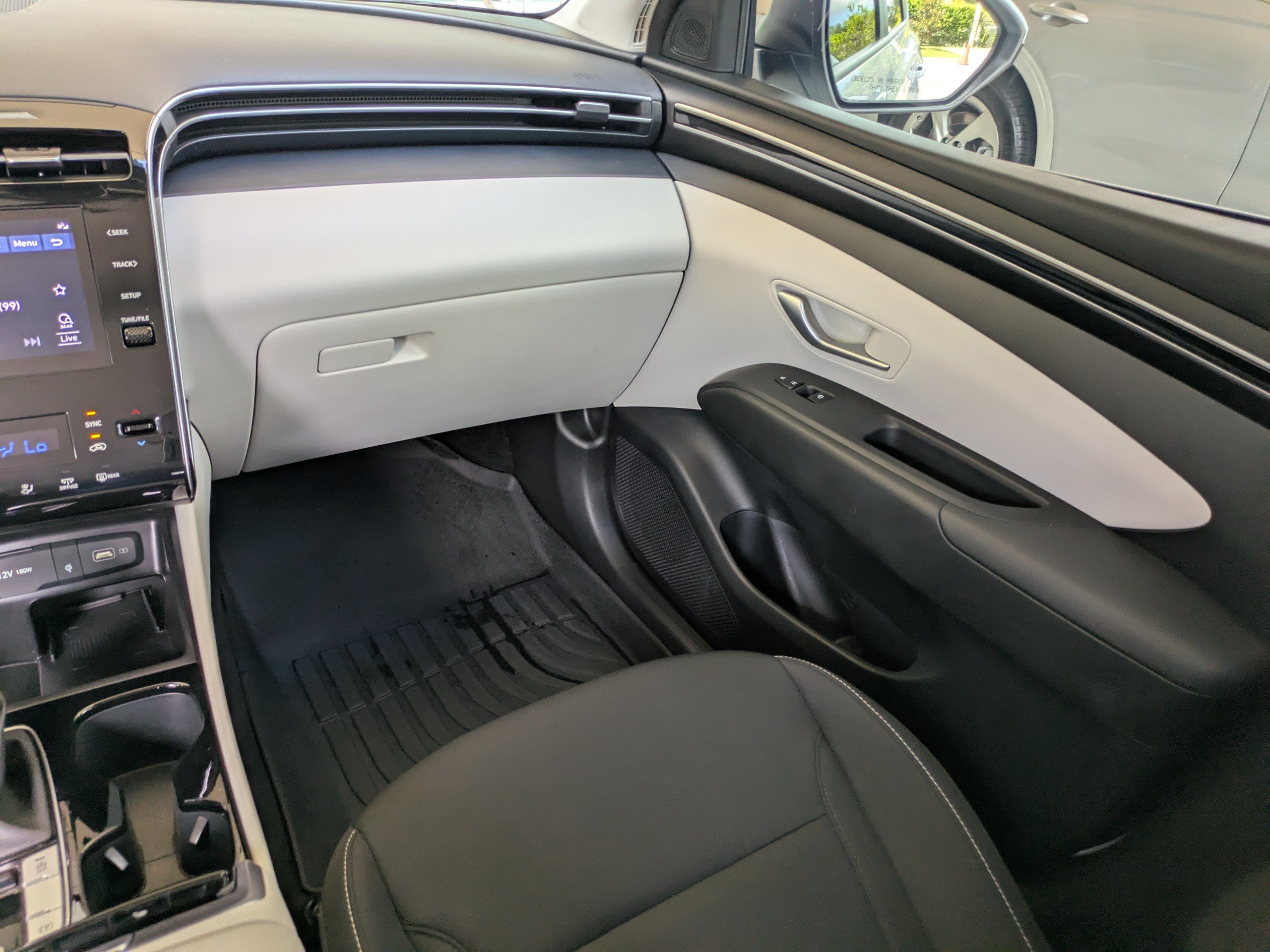 Certified 2024 Hyundai Tucson SEL FWD image 16