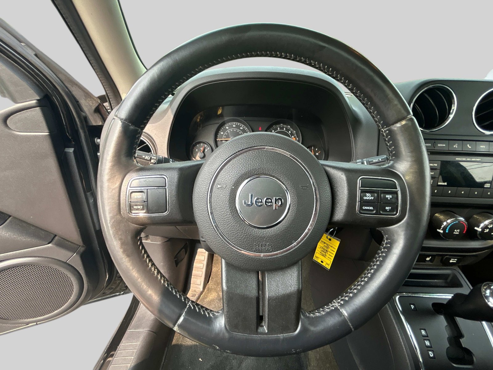 Used 2016 Jeep Patriot High Altitude AWD/4WD image 18