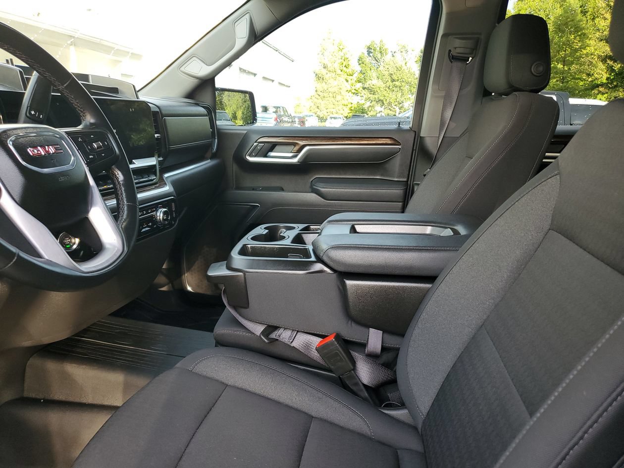 Used 2025 GMC Sierra 1500 Elevation RWD image 18