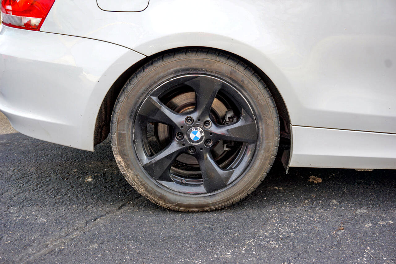 Used 2012 BMW 128i Convertible image 31