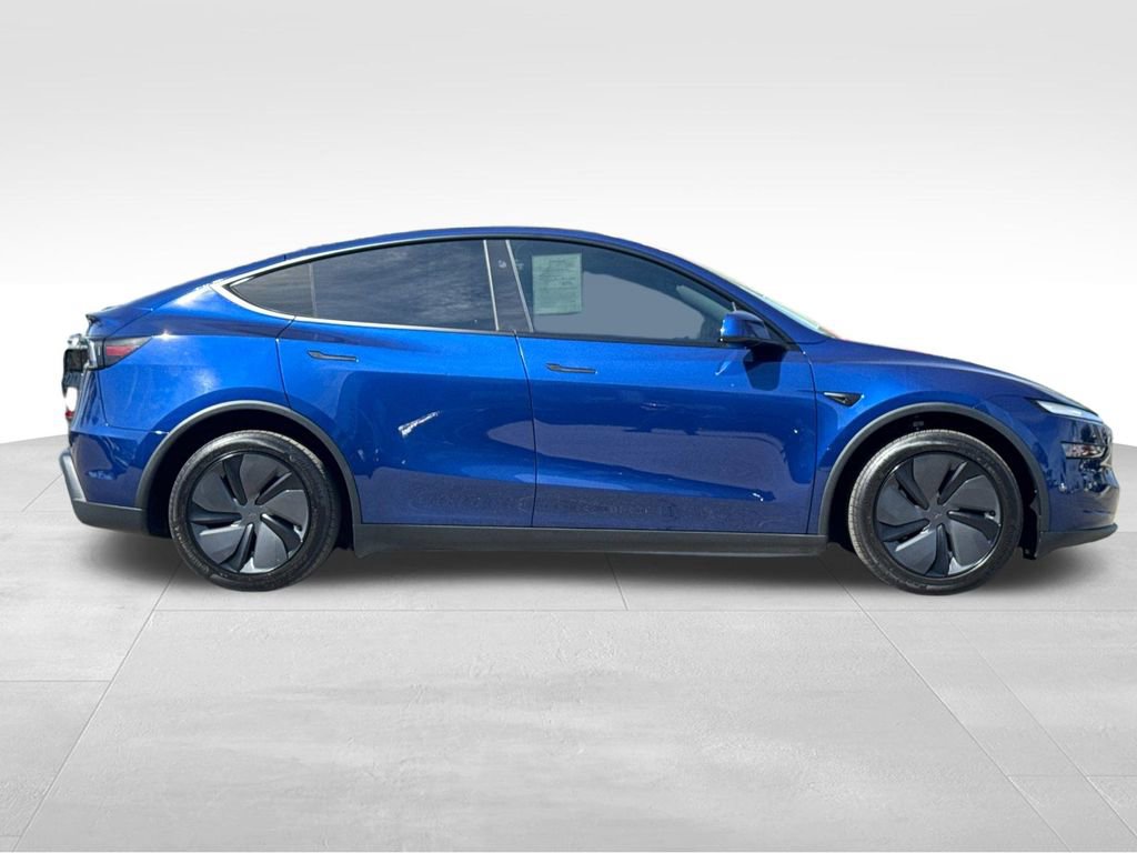 Used 2026 Tesla Model Y AWD image 6