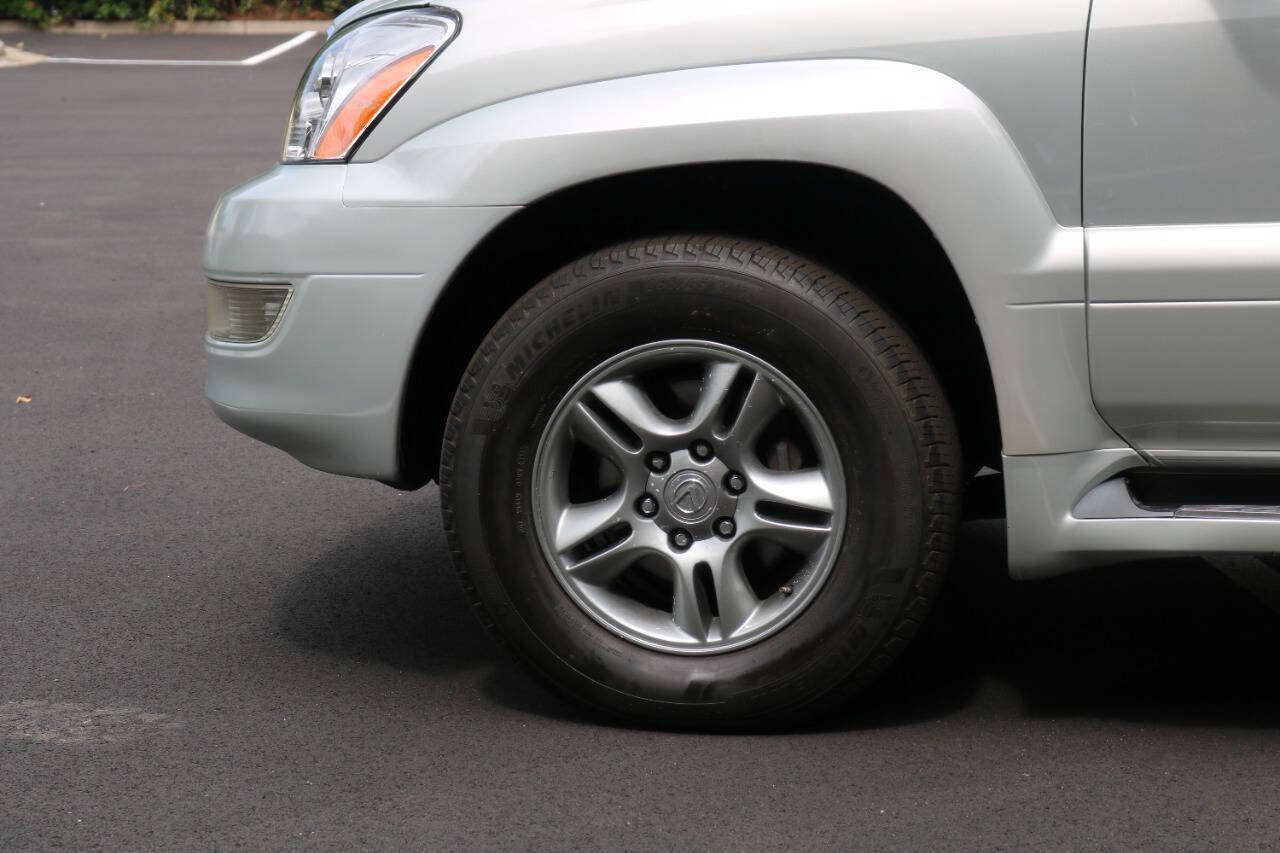 Used 2005 Lexus GX 470 AWD/4WD image 40