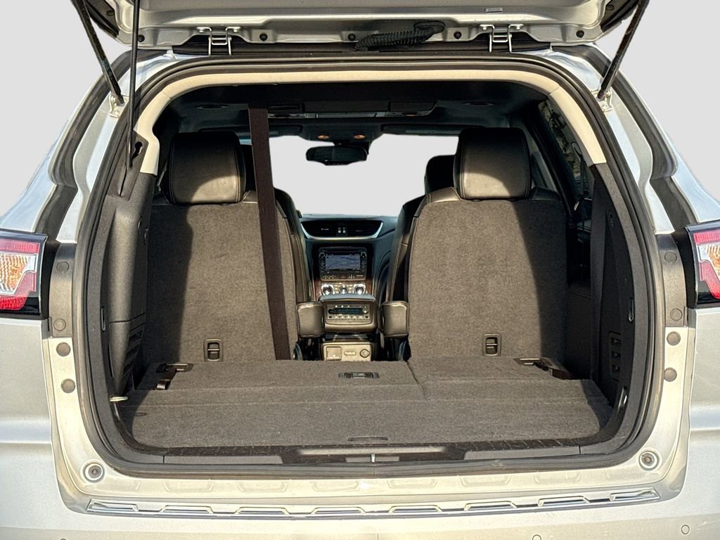 Used 2015 Chevrolet Traverse LTZ image 30