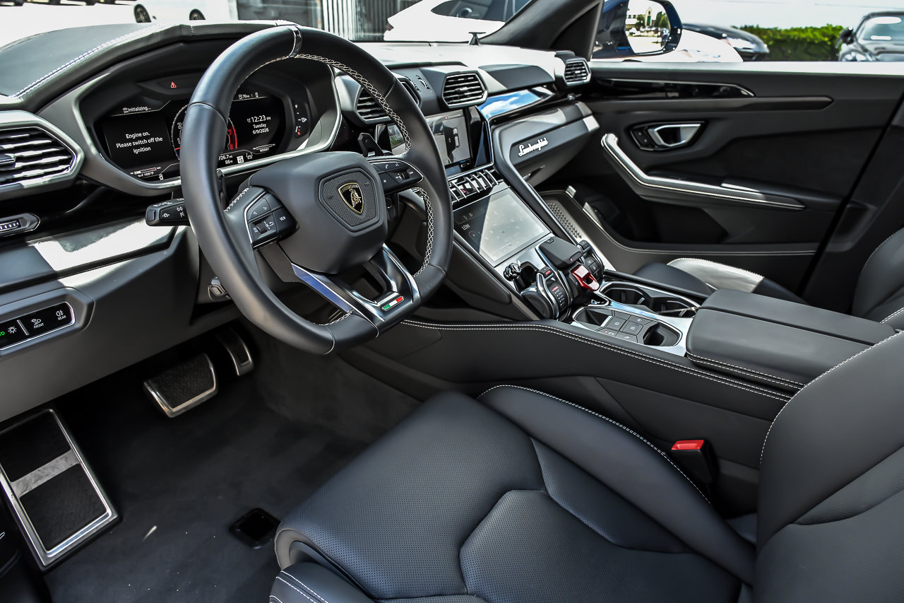 Used 2023 Lamborghini Urus S AWD/4WD image 20